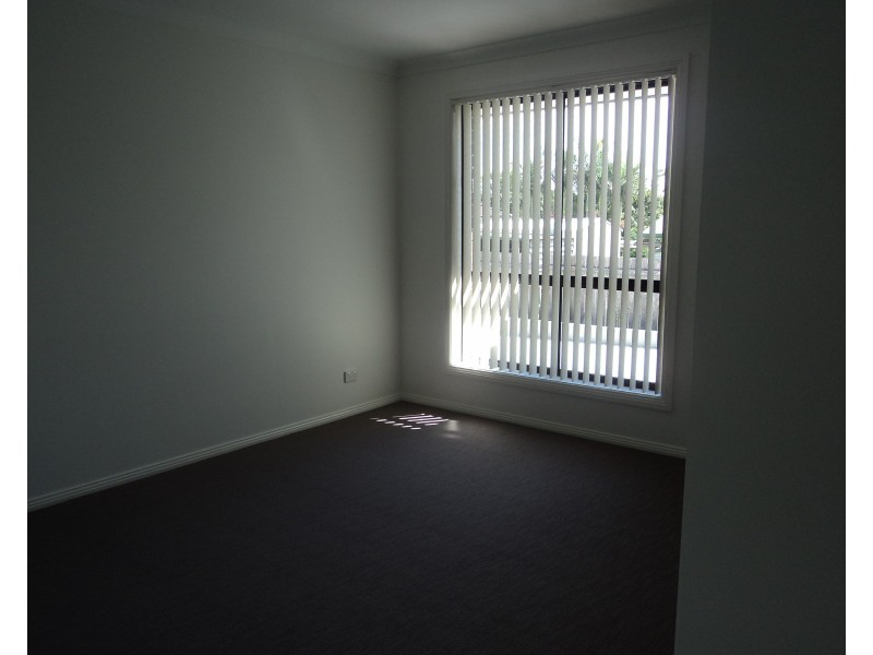 2/9 Irrawang Street, Raymond Terrace NSW 2324