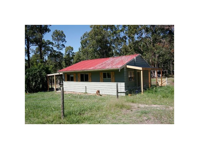 Winston Drive, Eagleton NSW 2324