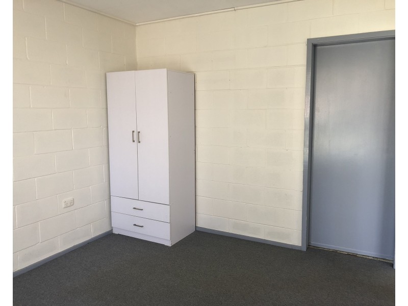 1/13 Meredith Crescent, Raymond Terrace NSW 2324