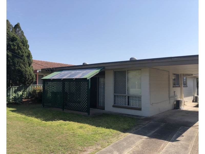 1/13 Meredith Crescent, Raymond Terrace NSW 2324