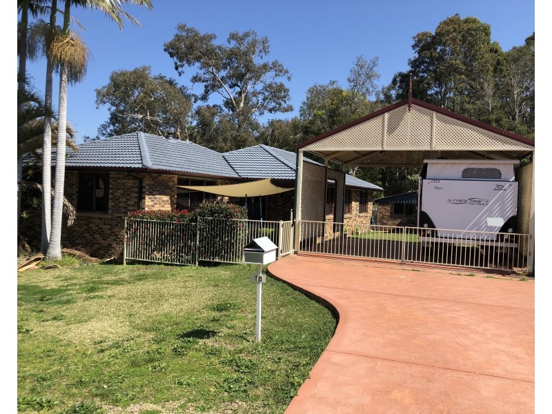18 Chifley Drive, Raymond Terrace NSW 2324