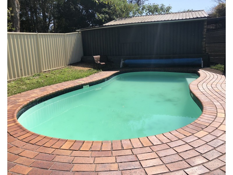 18 Chifley Drive, Raymond Terrace NSW 2324