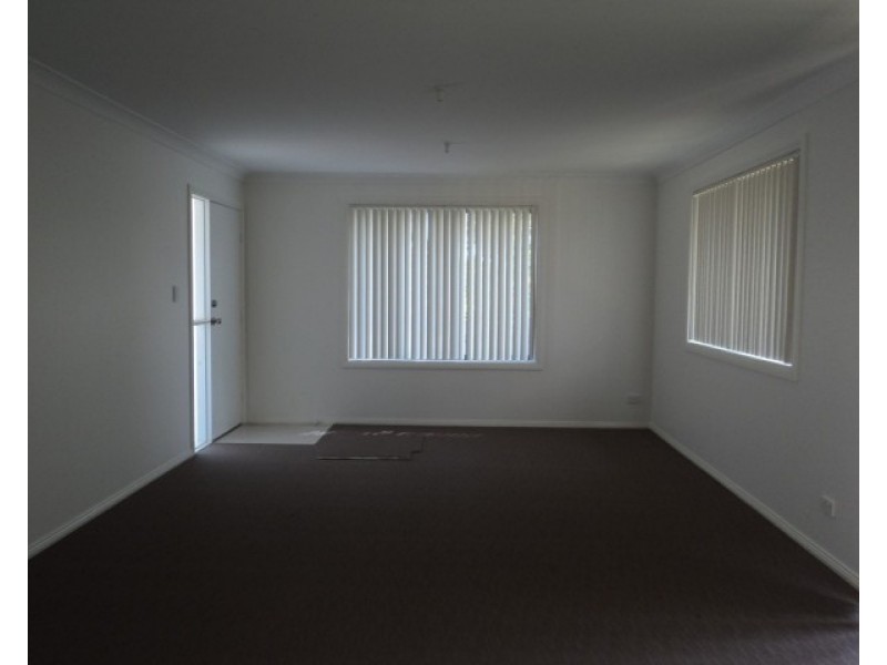 2/9 Irrawang Street, Raymond Terrace NSW 2324