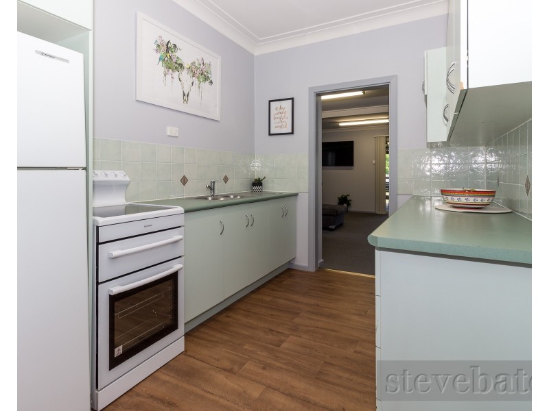 13 Murulla Crescent, Raymond Terrace NSW 2324