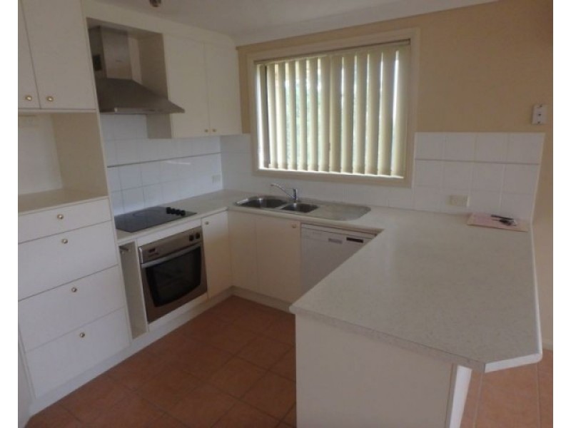 4 Cooper Place, Raymond Terrace NSW 2324