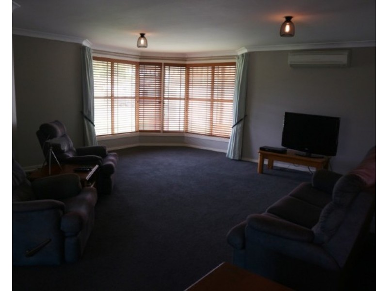 28 Cederwood Crescent, Raymond Terrace NSW 2324