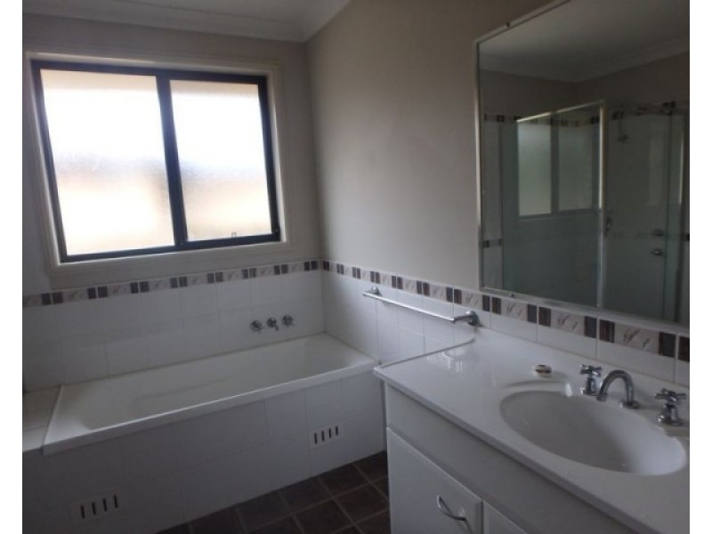 14 Martens Avenue, Raymond Terrace NSW 2324