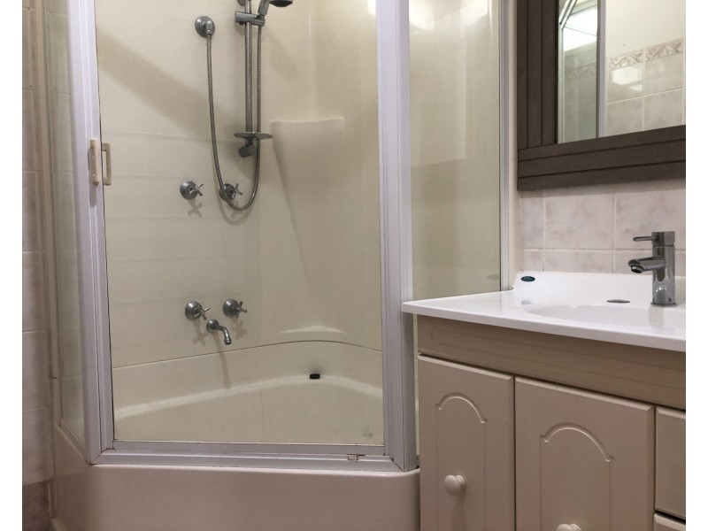 2 Troman Parade, Raymond Terrace NSW 2324