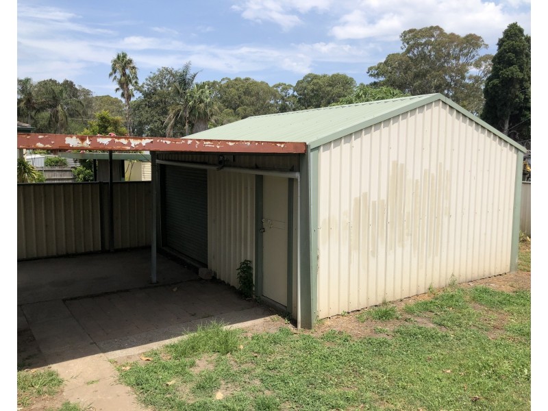 2 Troman Parade, Raymond Terrace NSW 2324