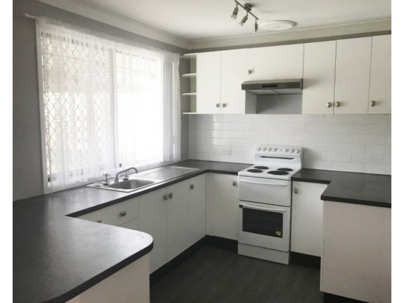 146 Benjamin Lee Drive, Raymond Terrace NSW 2324