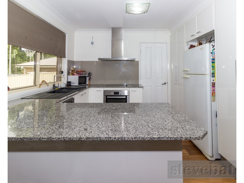 165 Benjamin Lee Drive, Raymond Terrace NSW 2324