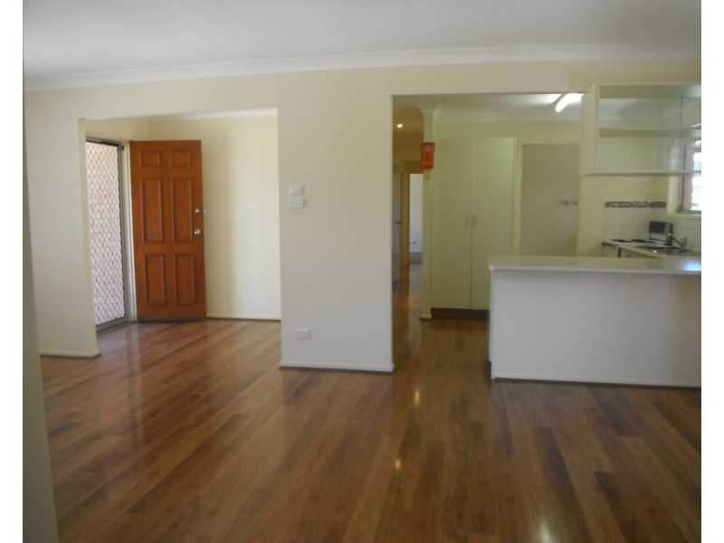 18 Robert Campbell Drive, Raymond Terrace NSW 2324