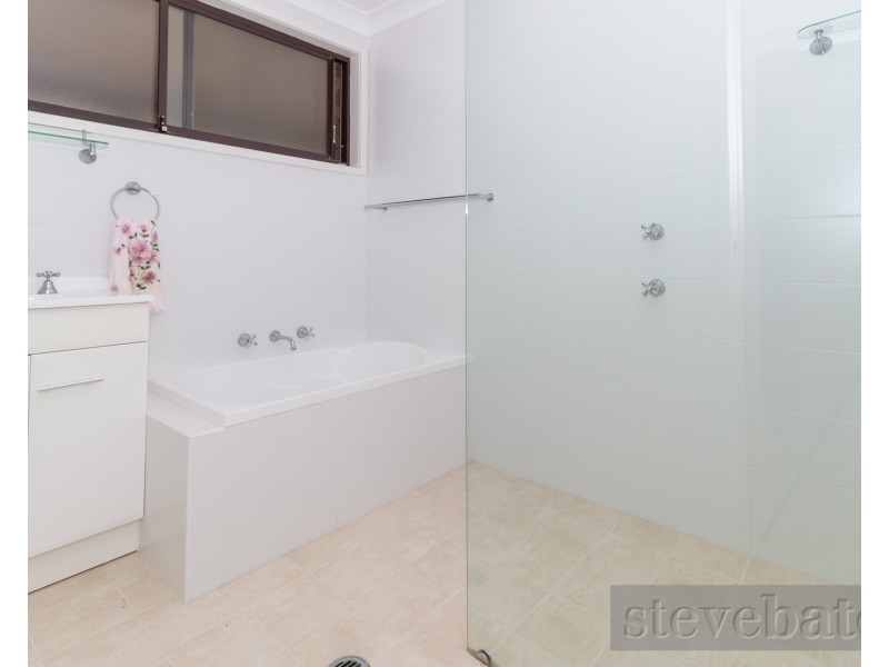 20 Riverview Place, Raymond Terrace NSW 2324