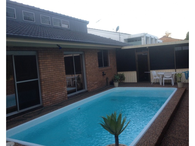 32 Truscott Street, Raymond Terrace NSW 2324