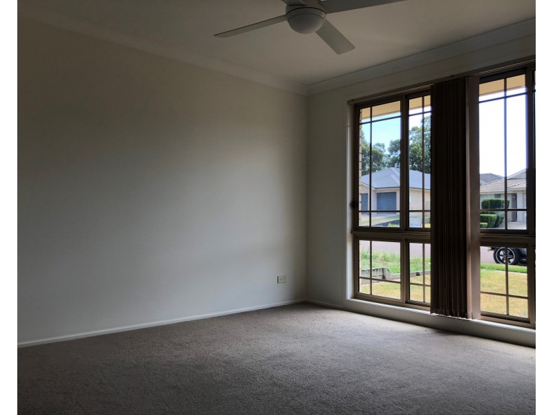 9 Halloran Way, Raymond Terrace NSW 2324