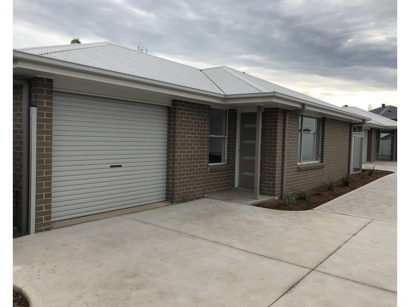3/4 Irrawang Street, Raymond Terrace NSW 2324