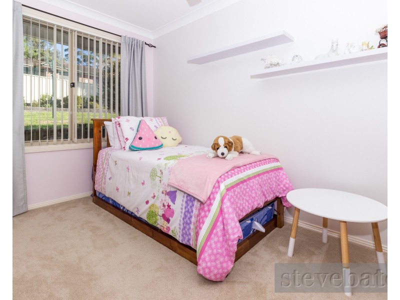 24 Holwell Circuit, Raymond Terrace NSW 2324