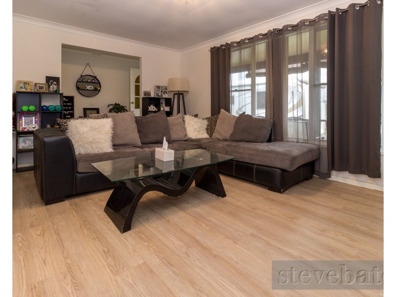 1 Lachlan Street, Raymond Terrace NSW 2324