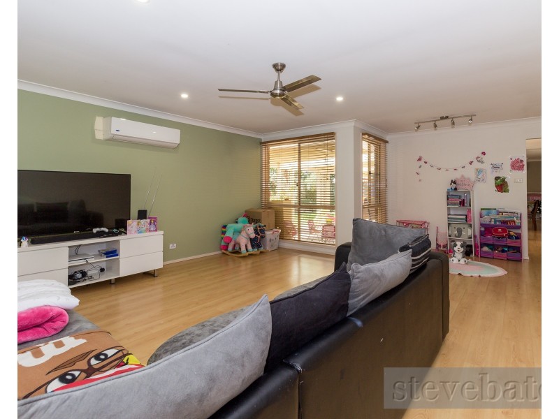 27 Hollydeen Avenue, Raymond Terrace NSW 2324