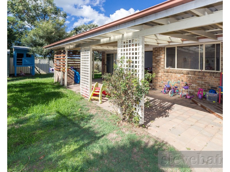 27 Hollydeen Avenue, Raymond Terrace NSW 2324