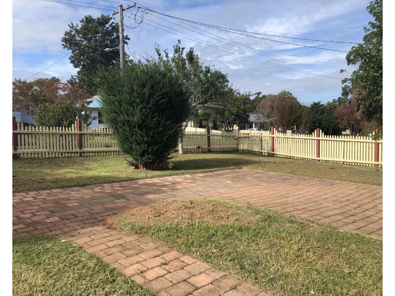8 Anne Street, Raymond Terrace NSW 2324