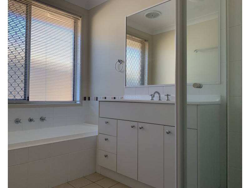 18 Manning Avenue, Raymond Terrace NSW 2324