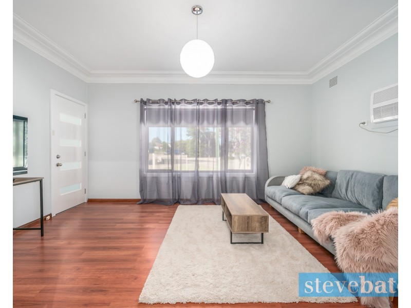 10 Osborn Crescent, Raymond Terrace NSW 2324