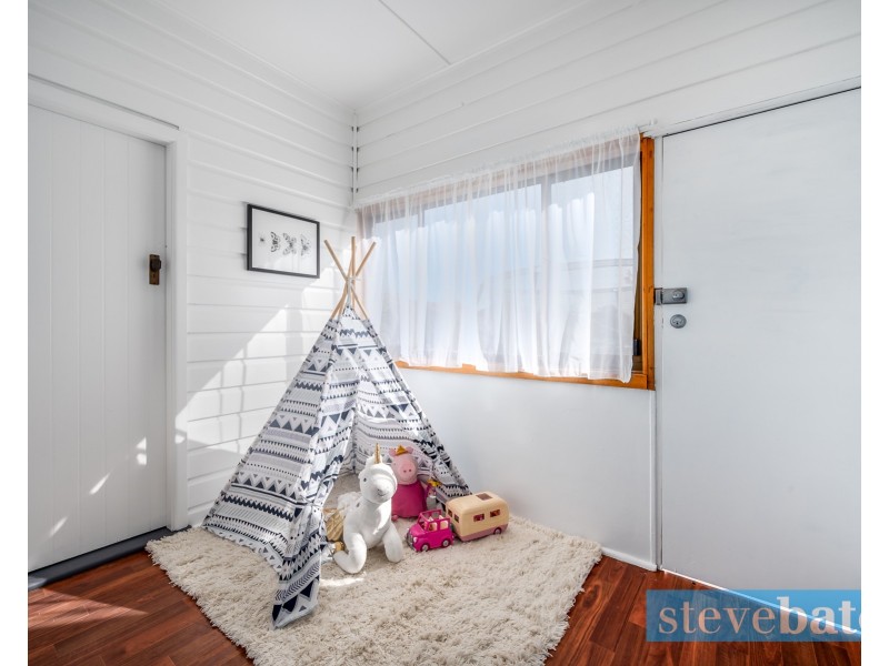 10 Osborn Crescent, Raymond Terrace NSW 2324