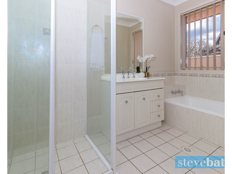 10 Gordon Reeve Close, Raymond Terrace NSW 2324
