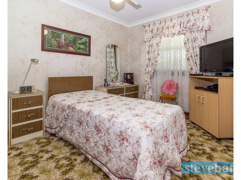 13 Karuah Street, Thornton NSW 2322