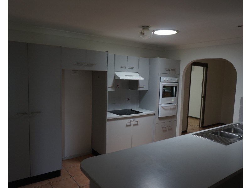 4 Cintra Court, Raymond Terrace NSW 2324