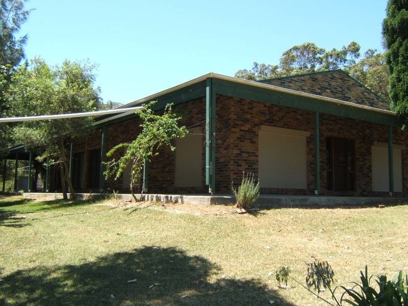 1 Giles Road, Seaham NSW 2324