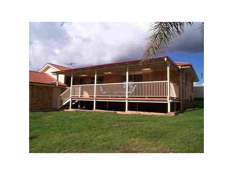 Cooper Place, Raymond Terrace NSW 2324