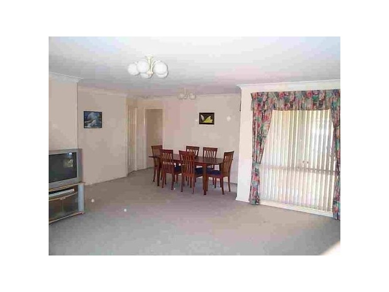 Cooper Place, Raymond Terrace NSW 2324