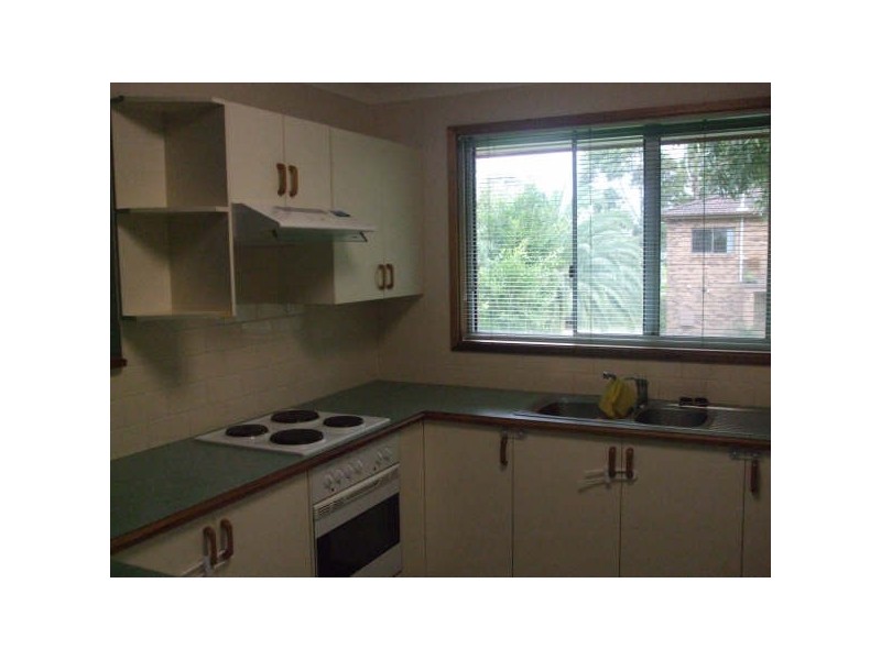 2/110 Port Stephens Street, Raymond Terrace NSW 2324