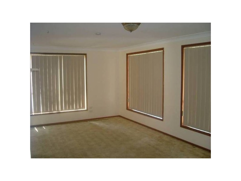 12 Bennett Place, Raymond Terrace NSW 2324