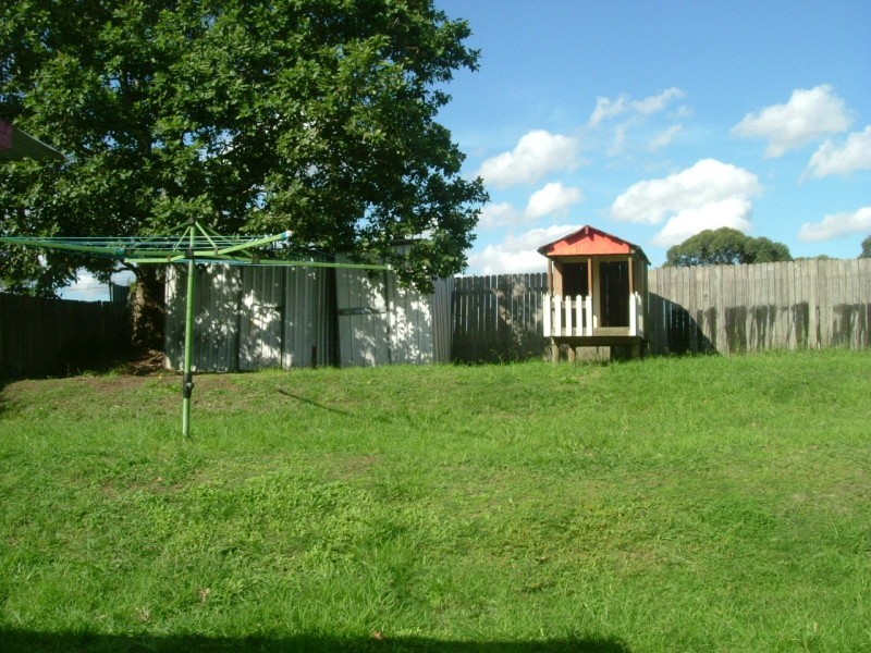 15 Oxley Close, Raymond Terrace NSW 2324