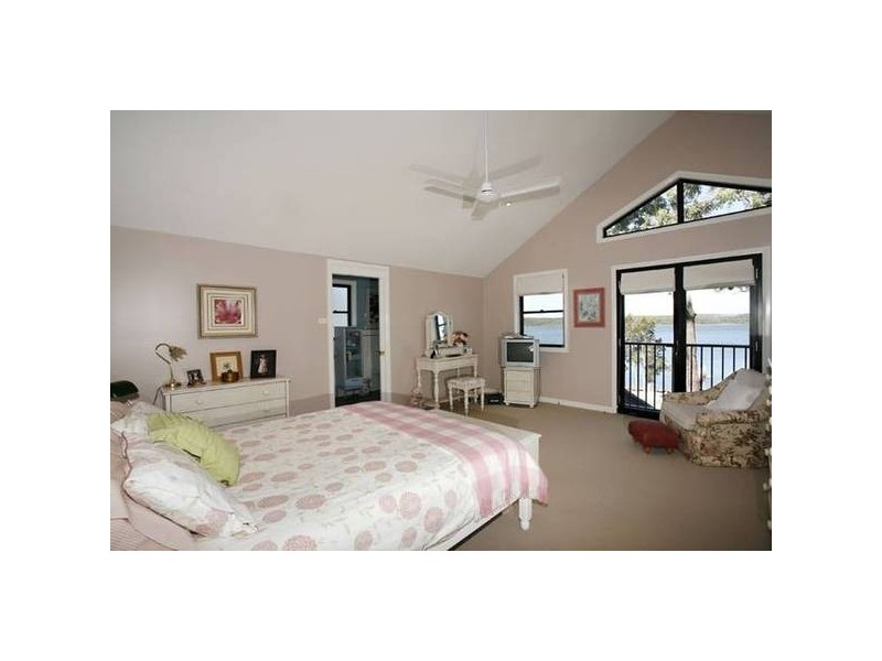 4 Merriwa Boulevarde, North Arm Cove NSW 2324