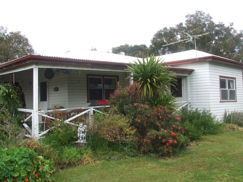 112 Davis Road, Swan Bay NSW 2324
