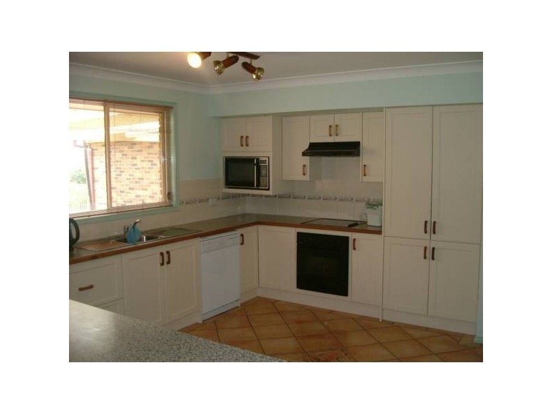 73 Beaton Avenue, Raymond Terrace NSW 2324