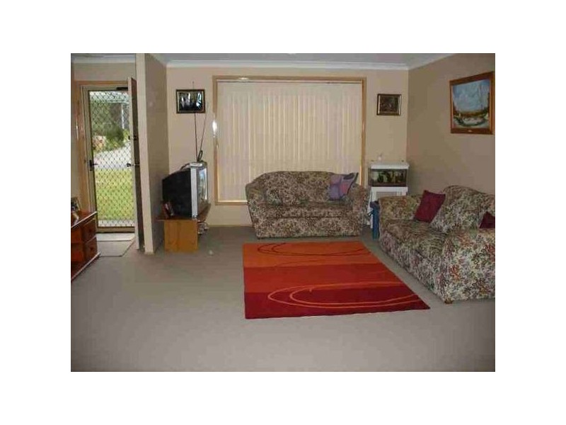 9 Burrowell Close, Raymond Terrace NSW 2324