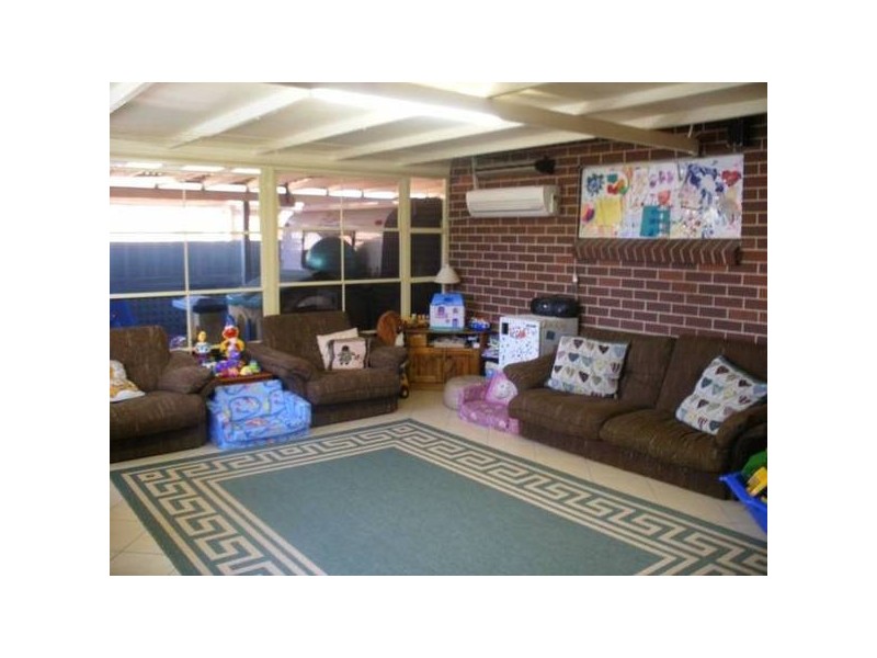 Raymond Terrace NSW 2324