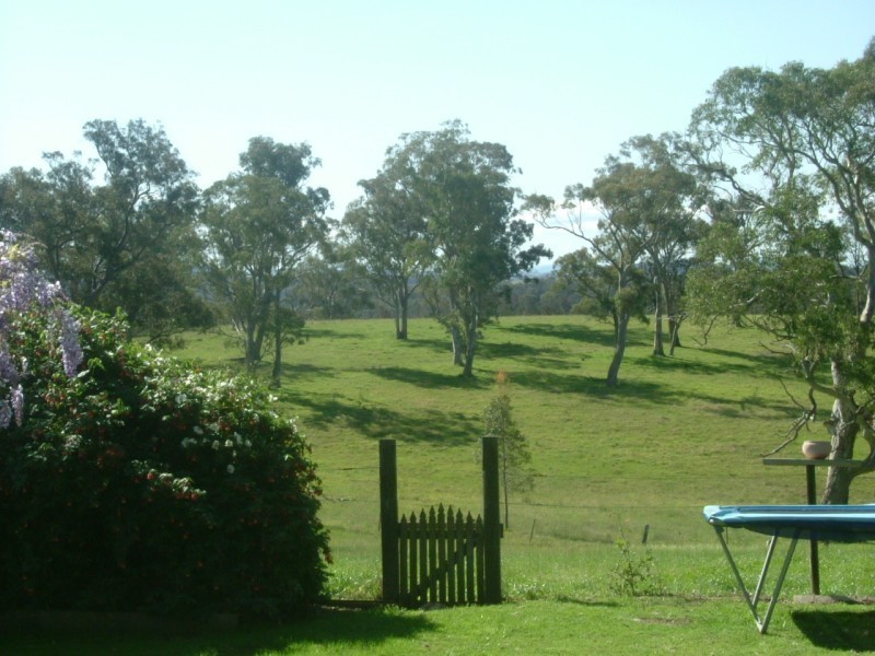 18 Dixon Street, Seaham NSW 2324