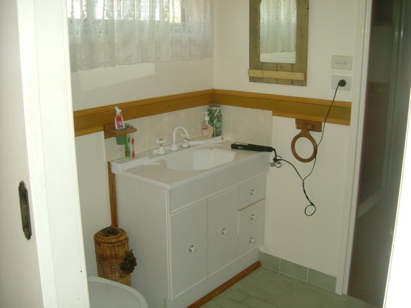 18 Dixon Street, Seaham NSW 2324