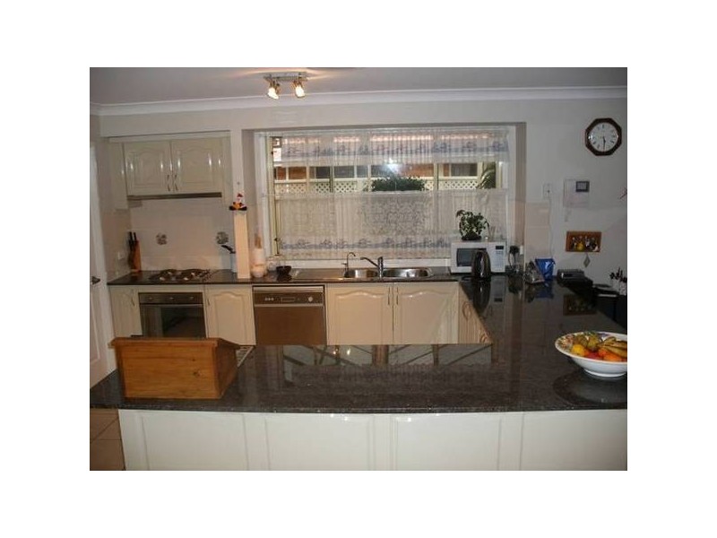 27 Harriet Close, Raymond Terrace NSW 2324