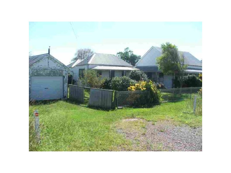 110 & 112 Cabbage Tree Road, Williamtown NSW 2318