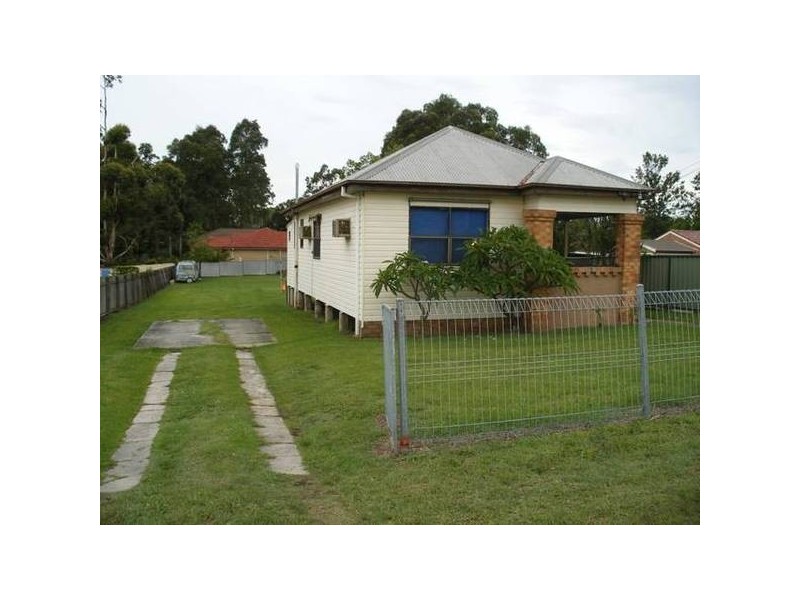 9 Irrawang Street, Raymond Terrace NSW 2324