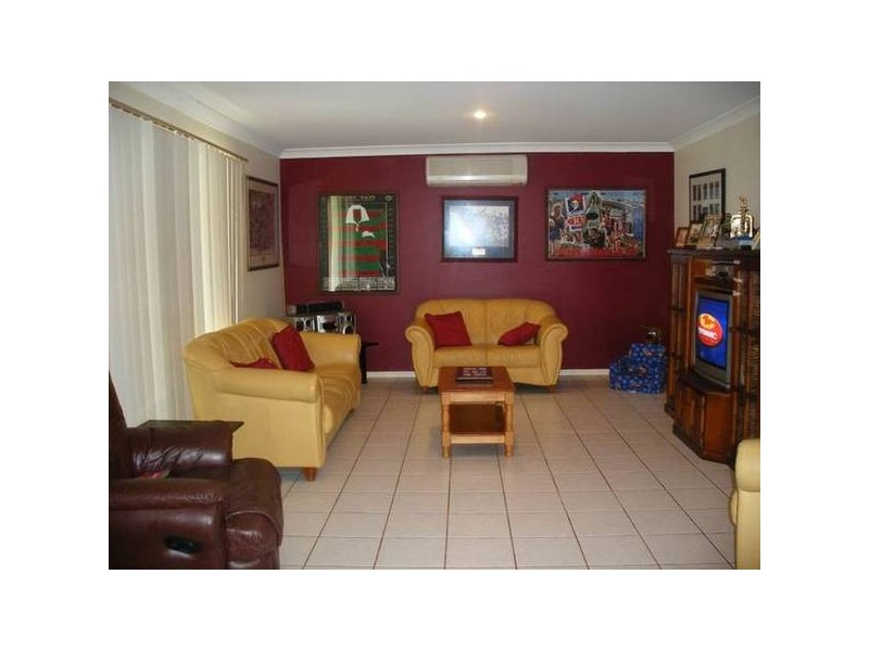 38 Gwen Parade, Raymond Terrace NSW 2324