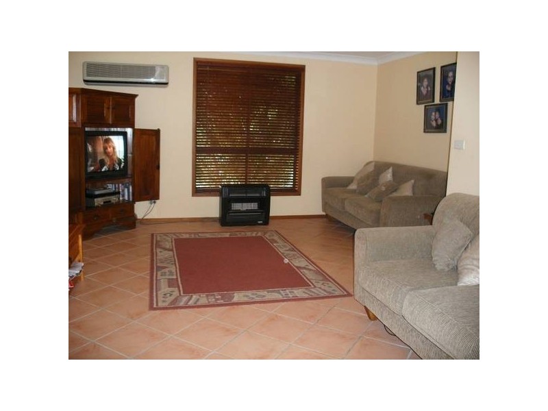 1 Bowman Drive, Raymond Terrace NSW 2324