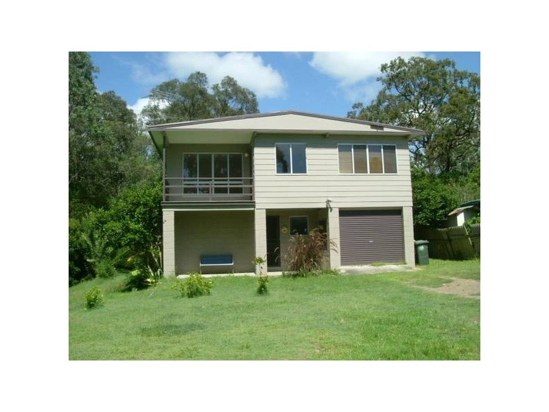 17 Lowe Street, Clarence Town NSW 2321